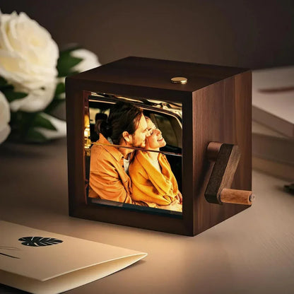 Crank Photo Box - DroppLux